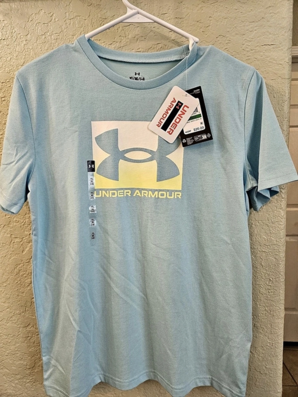 Under Armour UA Boxed Sports Update Short Sleeve T-Shirt Boys Large Blue